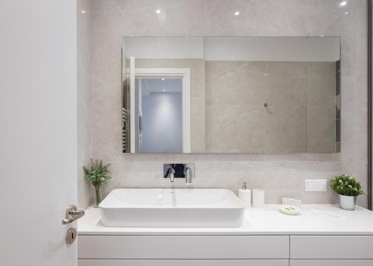 Acropolis Urban Life Apartment Атина Екстериор снимка